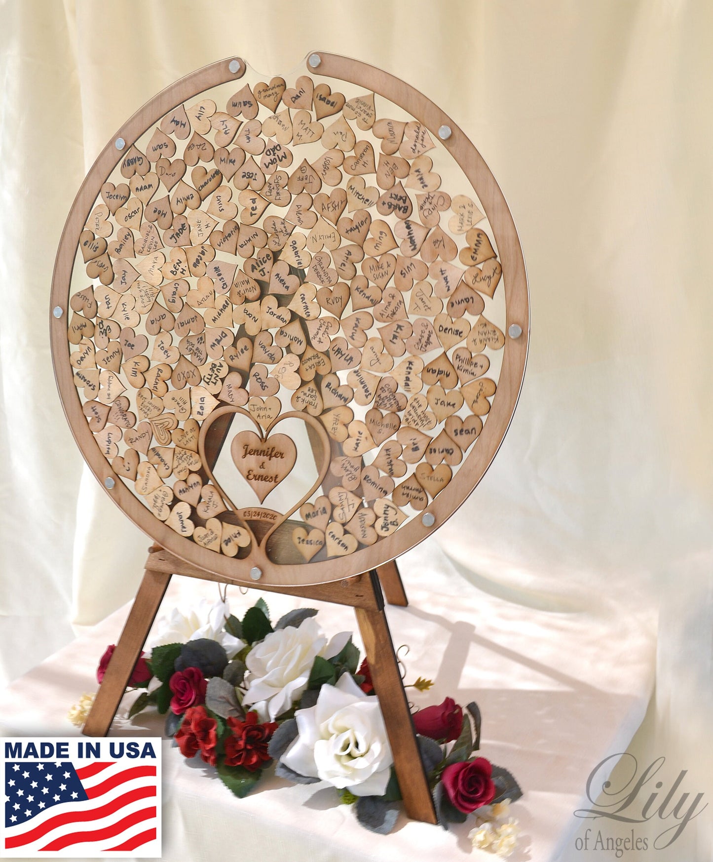 Circle with Hearts Guest Book